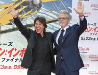 　レッドカーペットイベントに登場したトム・クルーズ（左）とクリストファー・マッカリー監督（撮影・伊藤笙子）