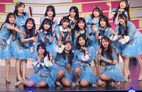 　柏木由紀と共演した村山彩希（撮影・佐々木彰尚）