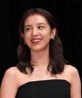 　宮内ひとみ（『桜庭ななみ』時代の２０２０年１１月撮影）