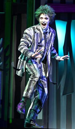 　ビートルジュースを演じるジェシー（撮影・持木克友）