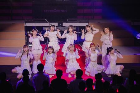 　春ツアーをスタートさせたＢＥＹＯＯＯＯＯＮＤＳ