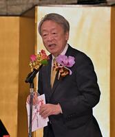 　橋田賞を受賞しあいさつする池上彰氏（撮影・持木克友）