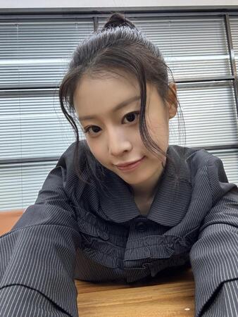 　ａｂｌｕｍｅメンバーの公式Ｘ＠ａｂｌｕｍｅ＿ｔｗｔより　シオ