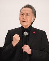 　撮影時の思い出を語る北大路欣也（撮影・村中拓久）