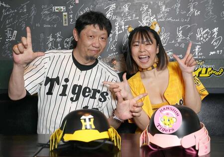 　あみーぴー（右）とコンビを組みＹｏｕＴｕｂｅｒデビューを果たした川尻哲郎氏（撮影・佐々木彰尚）