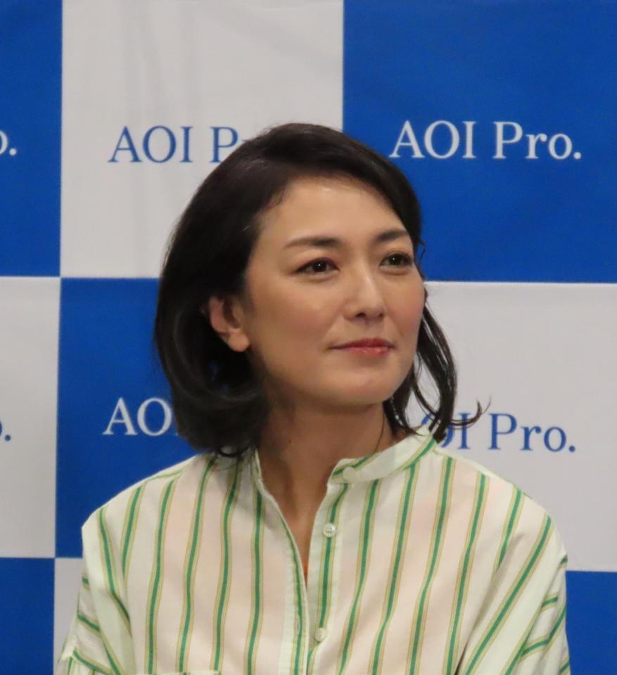 　朗読劇「したいとか、したくないとかの話じゃない」の製作発表会見に出席した板谷由夏