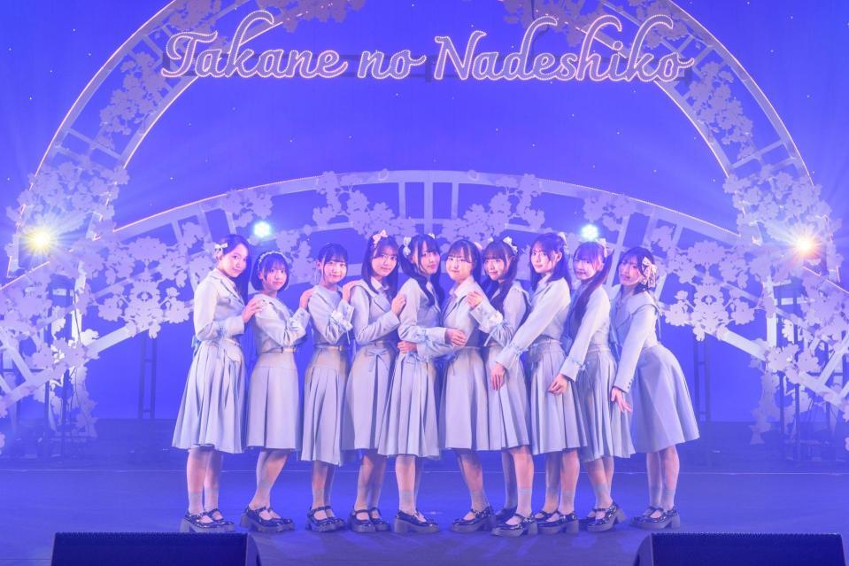 　ツアーファイナルを迎えた（左から）高嶺のなでしこの葉月紗蘭、涼海すう、城月菜央、星谷美来、松本ももな、東山恵里沙、籾山ひめり、橋本桃呼、日向端ひな、春野莉々ⓒ林晋介、星野耕作