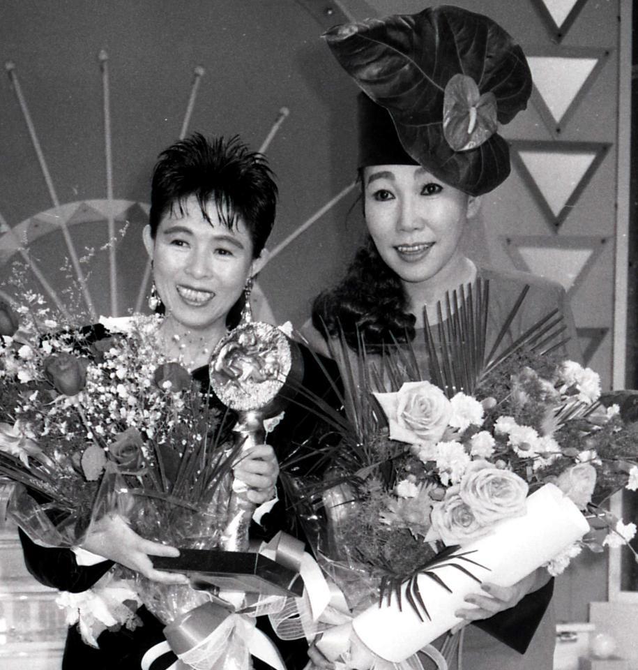 　若井小づえさん（右）とみどり＝８８年１２月