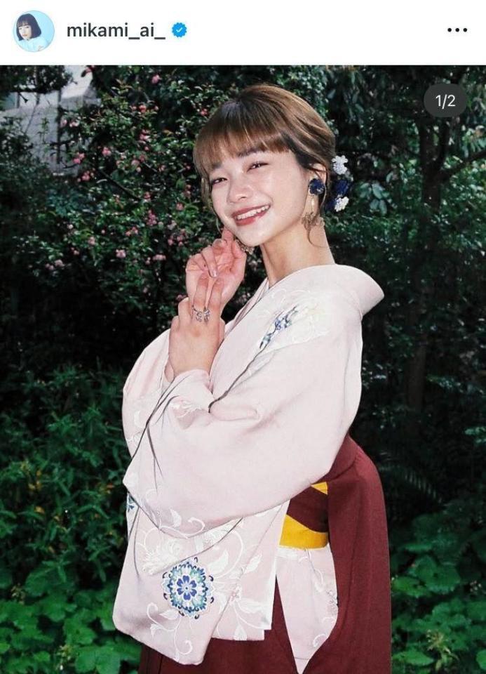 ２３年３月、大学の卒業式。見上愛のインスタグラム＠ｍｉｋａｍｉ＿ａｉ＿より