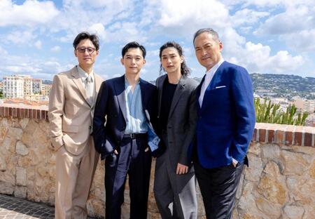 　（左から）李相日監督、吉沢亮、横浜流星、渡辺謙　ⒸＫＡＺＵＫＯ　ＷＡＫＡＹＡＭＡ