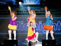 　３０周年記念ツアーの初日を迎えたＭＡＸ（撮影・田中聖太郎）