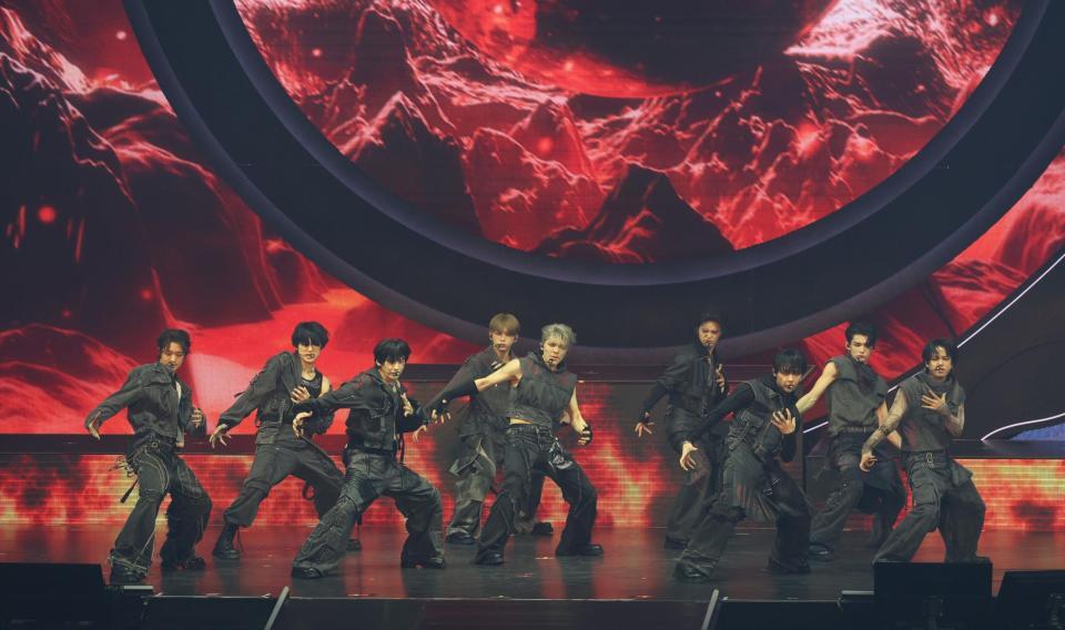 　パフォーマンスする＆ＴＥＡＭ