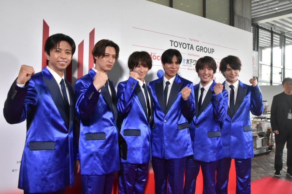 　喜びを語ったＭＡＴＳＵＲＩ。（左から）橋爪健二、渡辺真、小野寺翼、柳田優樹、松岡卓弥、鈴木渉
