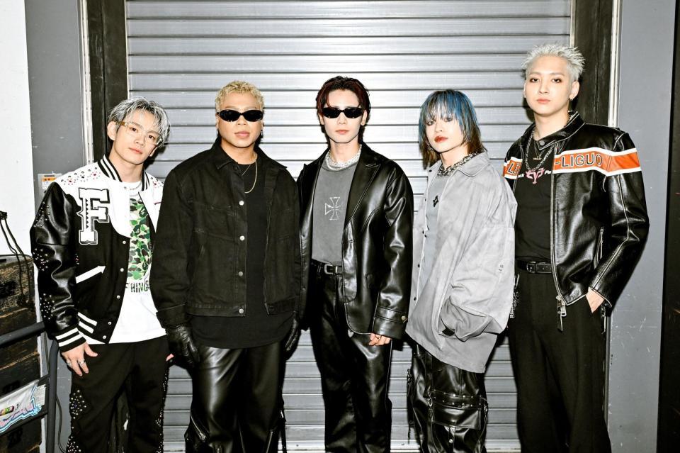 　初の主催ライブを開催したＭＡ５５ＩＶＥ　ＴＨＥ　ＲＡＭＰＡＧＥの５人