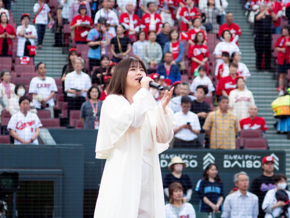 　国歌斉唱した寿理