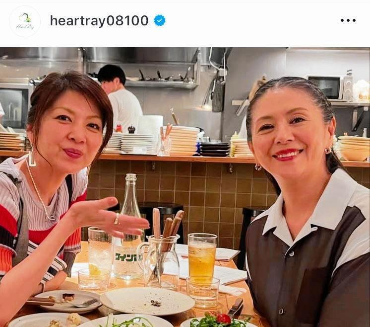 飯島の所属事務所「ハート・レイ」の公式インスタグラム＠ｈｅａｒｔｒａｙ０８１００より