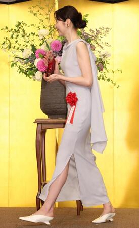 　授賞式に出席した長澤まさみ（撮影・佐々木彰尚）