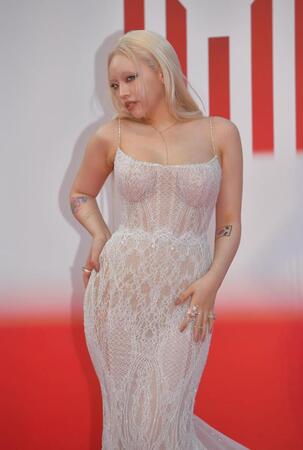 　「ＭＵＳＩＣ　ＡＷＡＲＤＳ　ＪＡＰＡＮ　２０２５」授賞式のレッドカーペットに登場したちゃんみな（撮影・出月俊成）