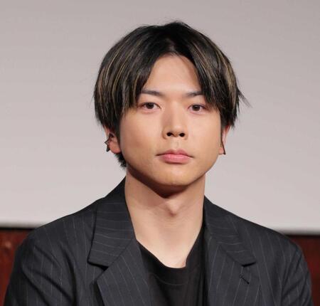 　増田貴久