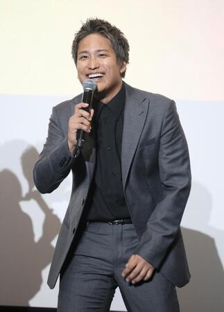 　登壇したＷＥＳＴ．桐山照史（撮影・石井剣太郎）