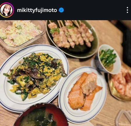 　藤本美貴のインスタグラム（＠ｍｉｋｉｔｔｙｆｕｊｉｍｏｔｏ）より 