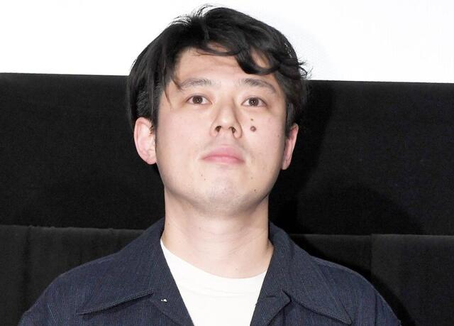 芸人の弟は有名占い師 妻は美人タレント