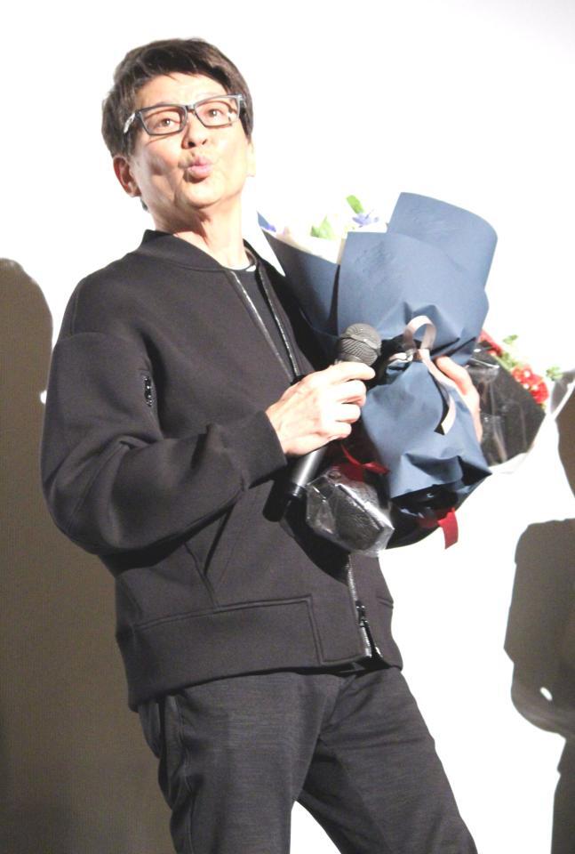 　舞台あいさつに登壇した哀川翔