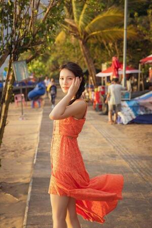 　ＳＫＥ４８中野愛理１ｓｔ写真集「可愛いと言って欲しい」　©ＫＡＤＯＫＡＷＡ　©Ｚｅｓｔ，Ｉｎｃ．ＰＨＯＴＯ／田中智久