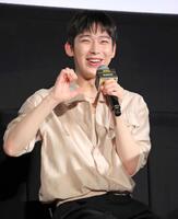 　笑顔を見せるＪＡＹ