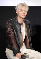 　ほほ笑むＮＩ-ＫＩ（撮影・吉澤敬太）