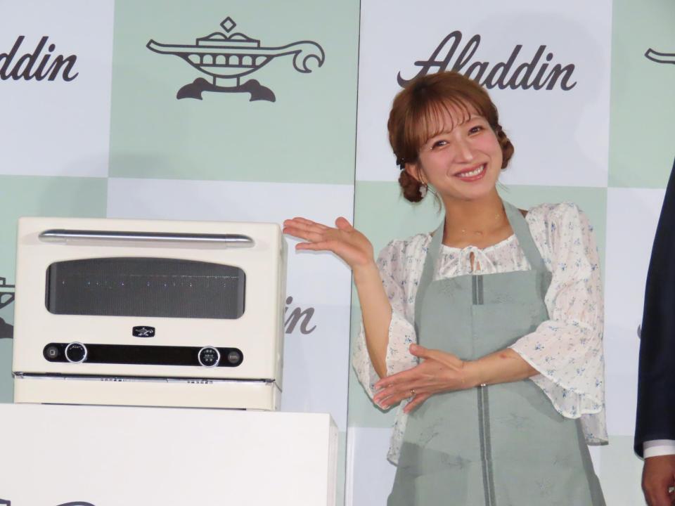 　発表会に出席した辻希美