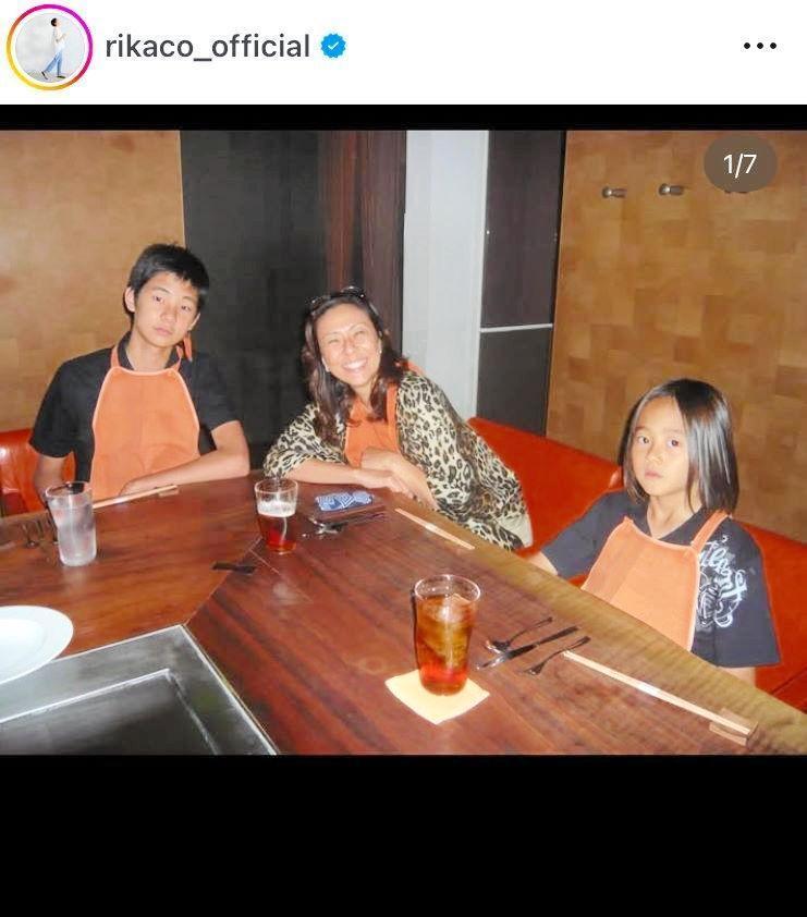　長男が中学生、次男が小学生に。ＲＩＫＡＣＯのインスタグラム＠ｒｉｋａｃｏ＿ｏｆｆｉｃｉａｌより