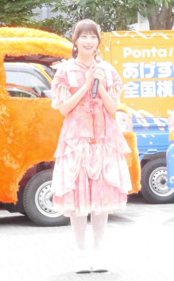 　イベントに出席した白石まゆみ