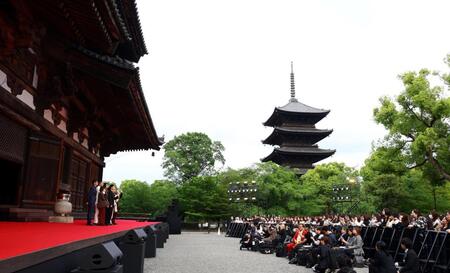 　映画「国宝」ジャパンプレミアは東寺で行われた（撮影・山口登）