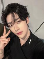 　ＺＥＲＯＢＡＳＥＯＮＥの公式Ｘ＠ＺＢ１＿ｏｆｆｉｃｉａｌより　リッキー