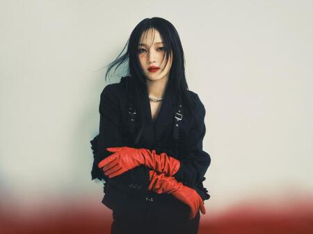 　鞘師里保の最新ビジュアル写真