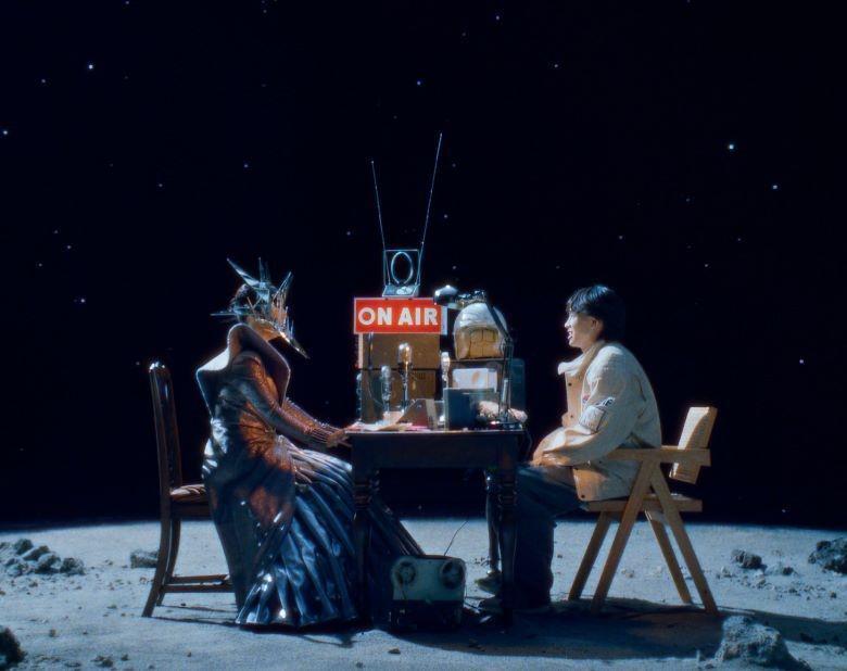 　松任谷由実とｉｍａｓｅのコラボ楽曲「文通」ＭＶカット