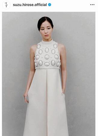 こちらも全てヴィトン。５月３１日付けの広瀬すずのインスタグラム＠ｓｕｚｕ．ｈｉｒｏｓｅ．ｏｆｆｉｃｉａｌより 