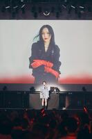 　「ＲＩＨＯ　ＳＡＹＡＳＨＩ　ＢＩＲＴＨＤＡＹ　Ｆａｎ　Ｍｅｅｔｉｎｇ-ＰＬＡＹ　ＧＲＯＵＮＤ！-ｖｏｌ．４」でパフォーマンスを行う鞘師里保