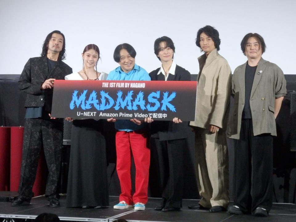 　（左から）金子ノブアキ、アイナ・ジ・エンド、永野、戸塚祥太、斎藤工、新井勝也共同監督