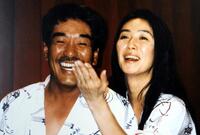 　佐々木力さん通夜で斎場に飾られたパネル写真＝２００１１年８月