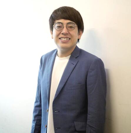 　撮影に応じたヒューマン中村