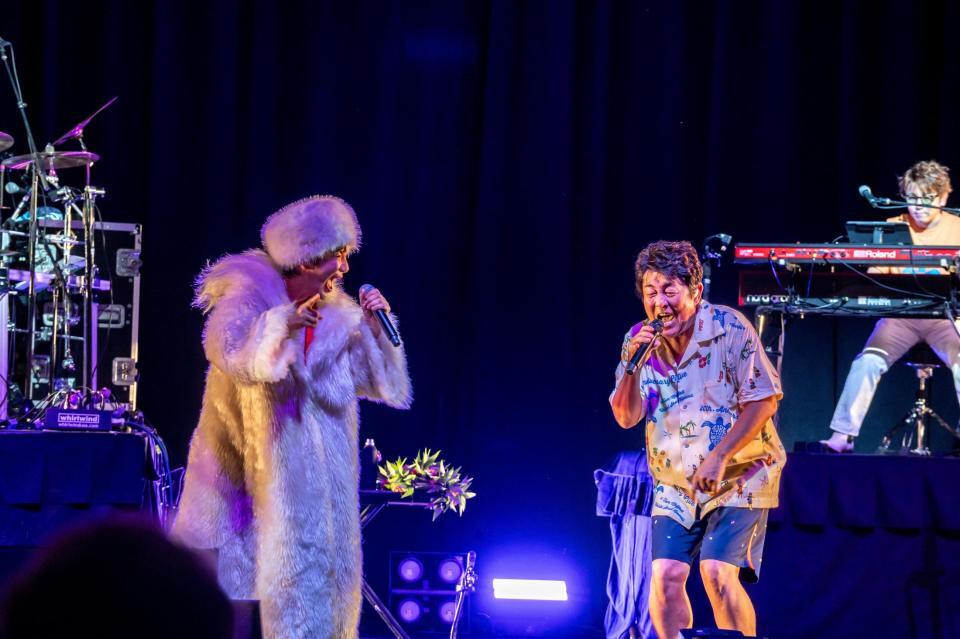 　夏の番長である前田亘輝（右）と冬の女王である広瀬香美がコラボ