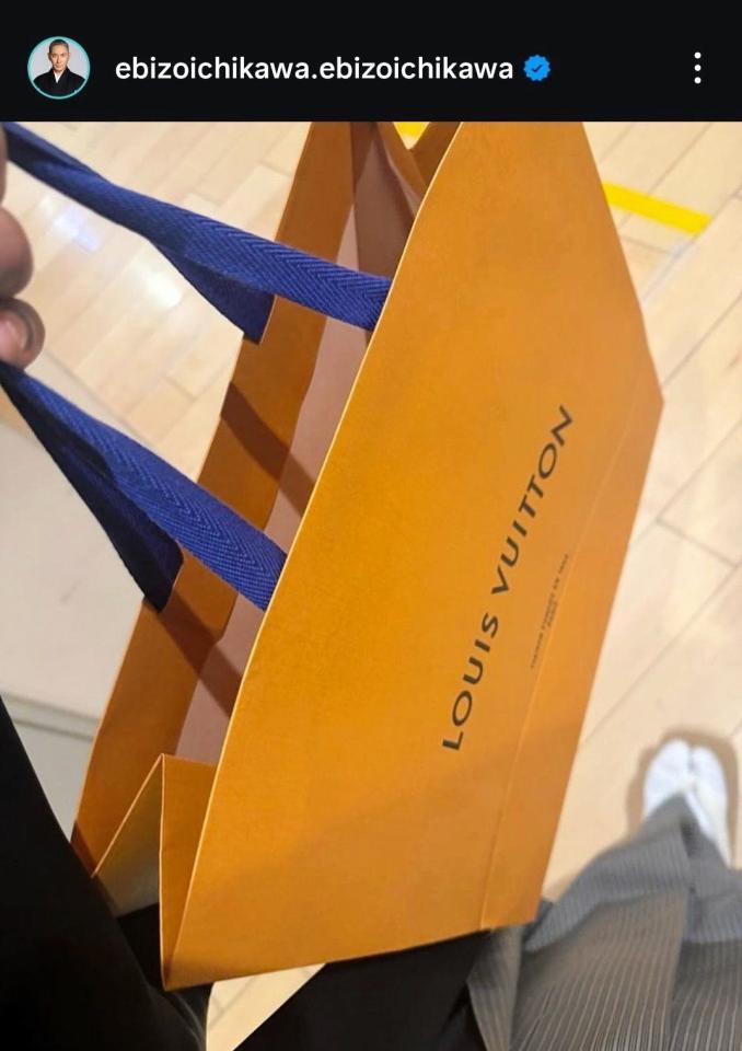 市川團十郎のインスタグラム（＠ｅｂｉｚｏｉｃｈｉｋａｗａ．ｅｂｉｚｏｉｃｈｉｋａｗａ）より