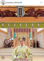 　神職姿の平祐奈インスタグラム＠ｙｕｎａｔａｉｒａ＿ｏｆｆｉｃｉａｌより