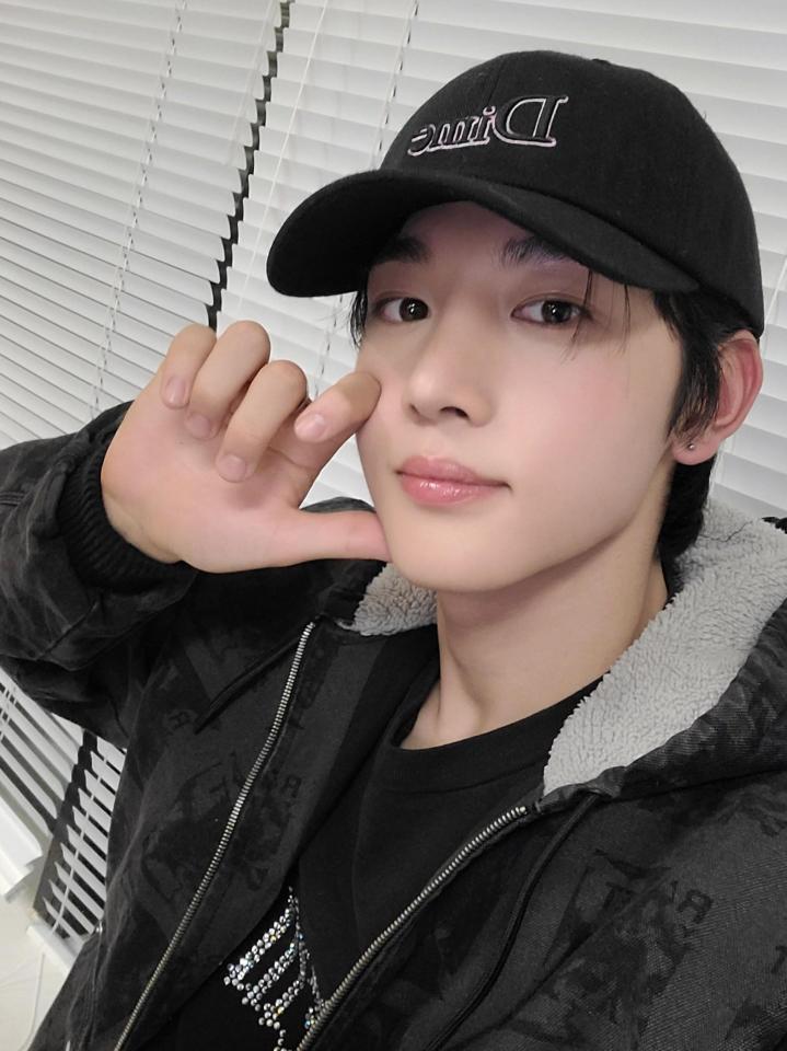 ＩＤＩＤの公式Ｘ＠ＩＤＩＤ＿ｓｔａｒｓｈｉｐより　デビューを目前に控え脱退を発表したパク・ジュンファン