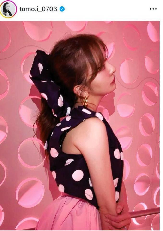 板野友美のインスタグラム＠ｔｏｍｏ．ｉ＿０７０３より
