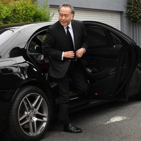 【写真】親交深い超大物俳優が長嶋茂雄さん弔問　ほっそり三奈さんも嬉しそう