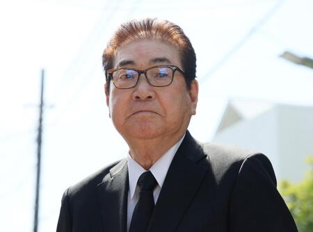 　長嶋茂雄さんの弔問に訪れた山本浩二氏（撮影・石井剣太郎）