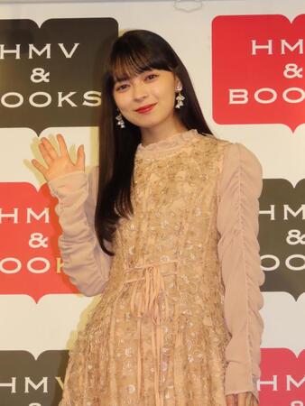 　イベントに登場した上國料萌衣